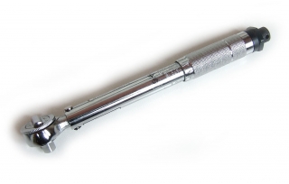 Kľúč momentový 3/8“, rozsah 14 – 110 Nm, stupnica Nm a ft.lb, Condor Werkzeug