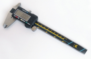 Posuvné meradlo digitálne 150 mm - DIN 862, metrické aj palcové, mnoho funkcií, KM